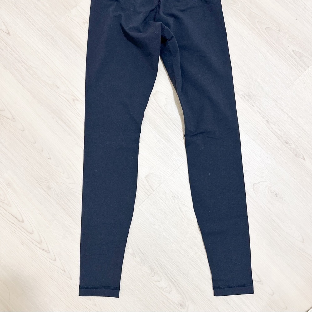 Lululemon black wunder under leggings - Picture 8 of 10